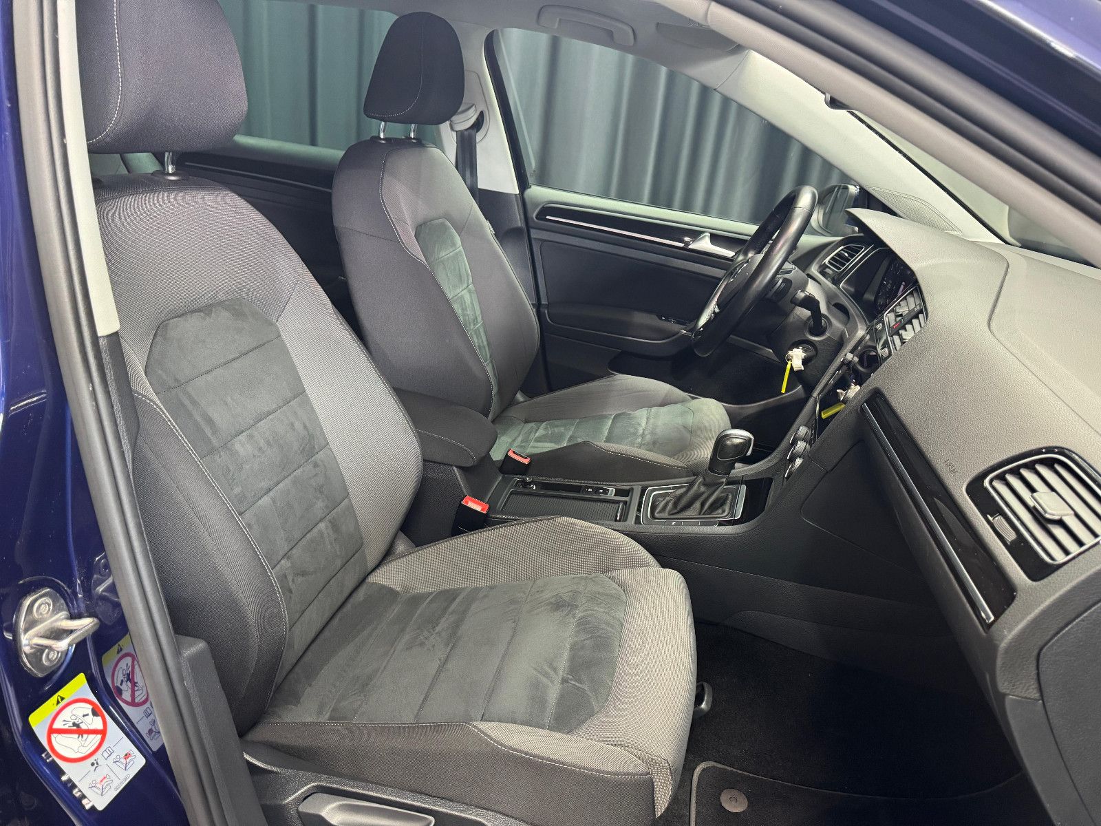 Fahrzeugabbildung Volkswagen Golf VII Variant Highline|Massage|DIGI-TACHO|DSG