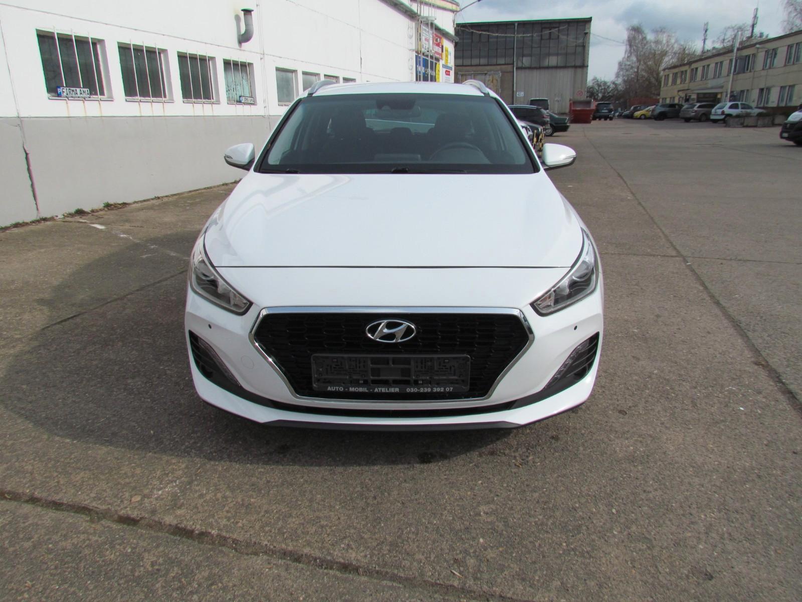 Hyundai i30 cw Trend*Kamera*1. Hand*1 Jahr CarGarantie