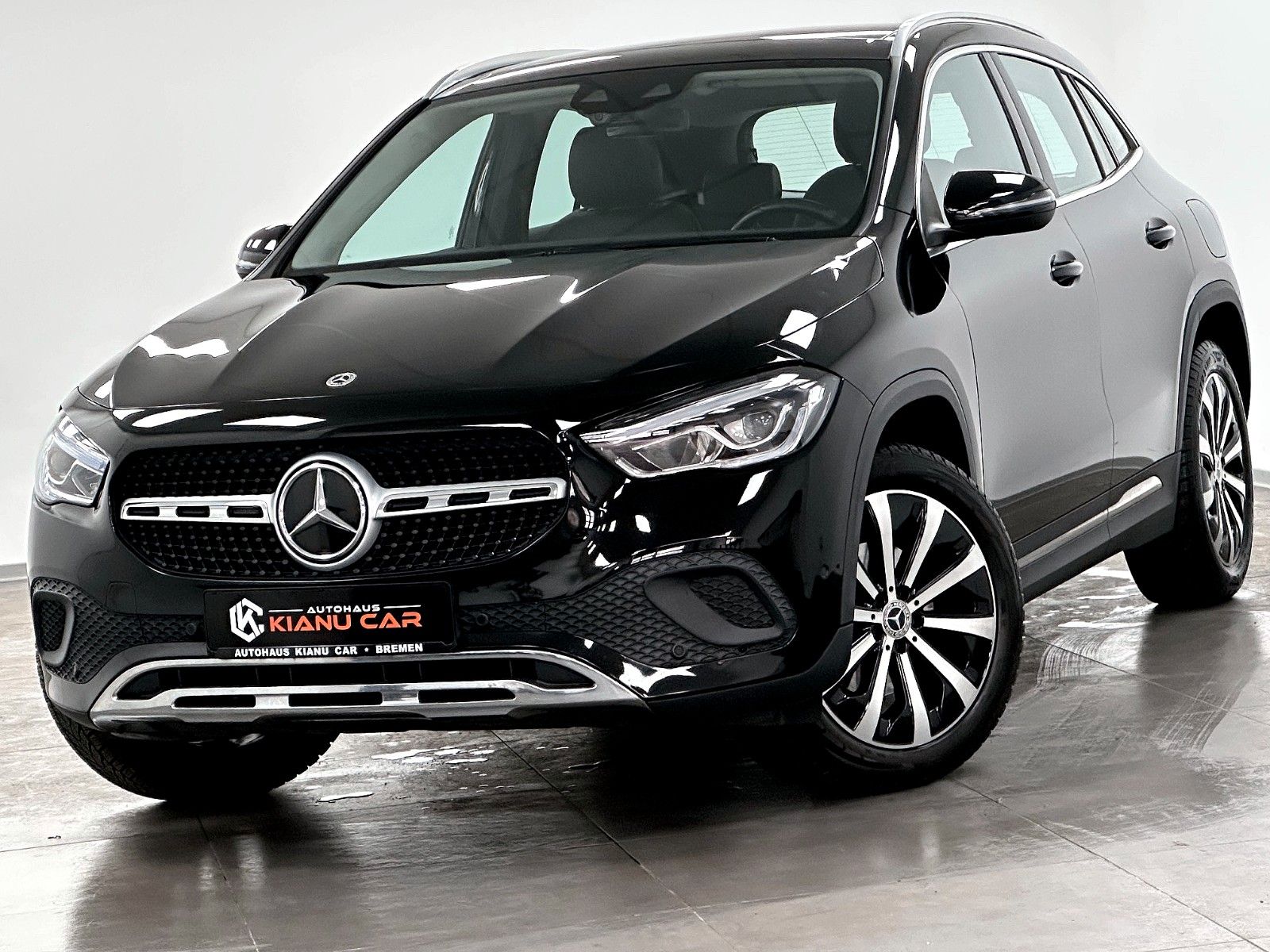 MERCEDES-BENZ GLA 200.PANORAMA.LED.NAVI.KAMERA.WIDE