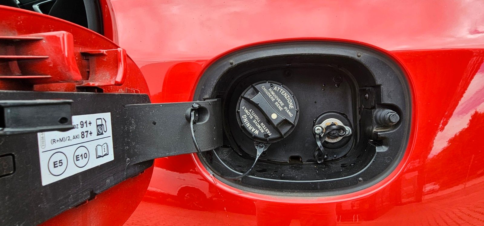 Fahrzeugabbildung Kia cee'd / Ceed Benzin/Gas