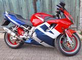 Honda CBR 600F4i PC35 - Offers