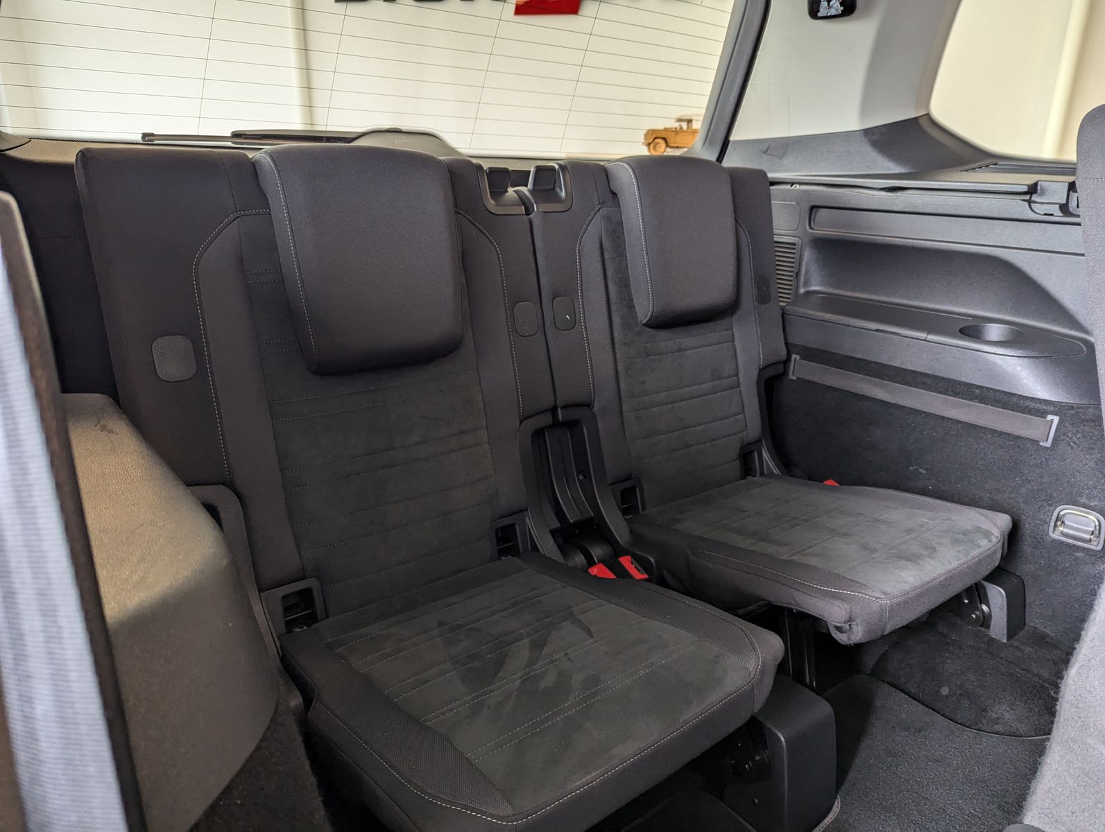 VW Touran 1.5 TSI Highline 7-Sitze Kamera LED AHK - Image 21