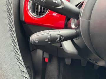 Fahrzeugabbildung Fiat 500 Dolcevita DAB UConnect Klima PDC uvm.