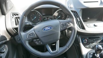 Ford Kuga - 10