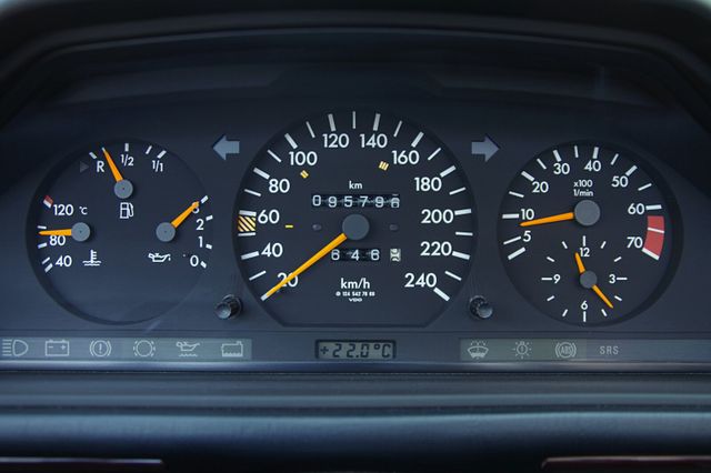 Mercedes-Benz E 200 Cabrio*W124,Automatic,Sitzheizung,Tempomat