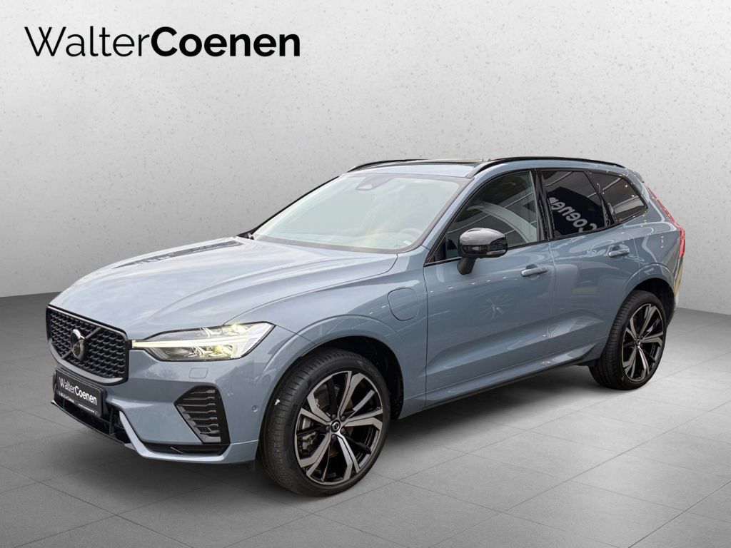 VOLVO XC60 T6 AWD Recharge Plus Dark 360° Harman Kardo