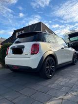 MINI APPLE CARPLAY | TÜV NEU | JCW FELGEN - MINI ONE in Mönchengladbach