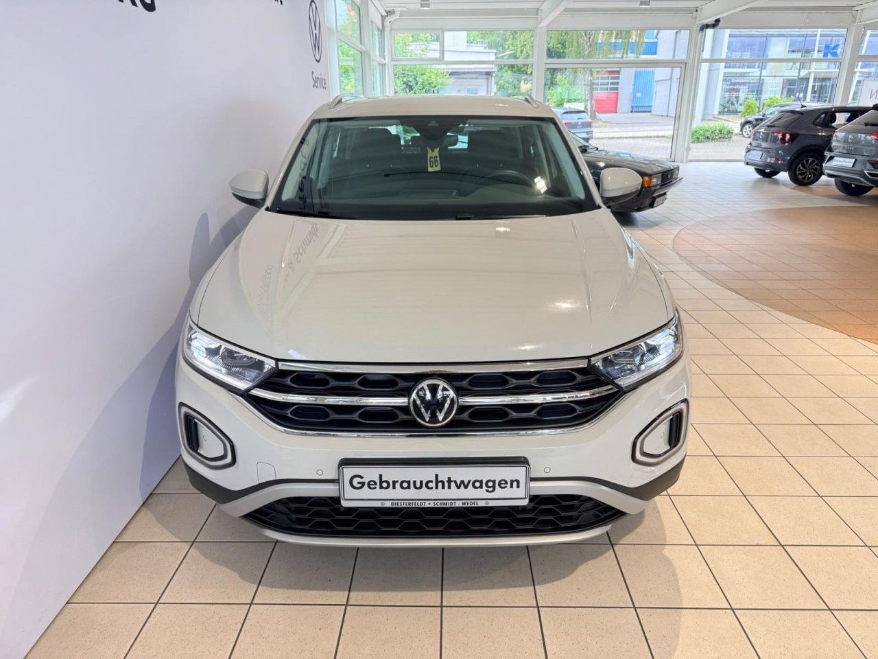 Volkswagen T-Roc 1.5TSI Style DSG Navi RFK ACC APP Klima imagem 2