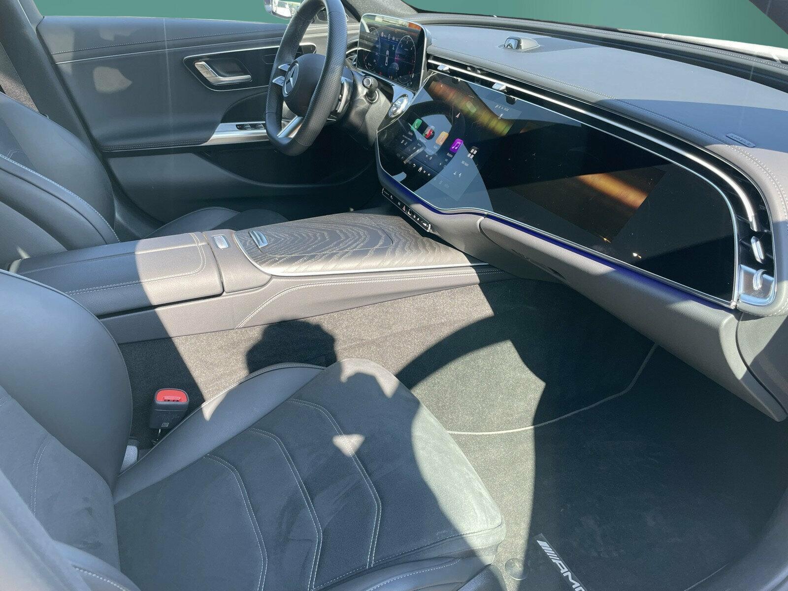 Mercedes-Benz E 220 d AMG+NIGHT+SUPERSCREEN+DISTRO+BURME+KAM
