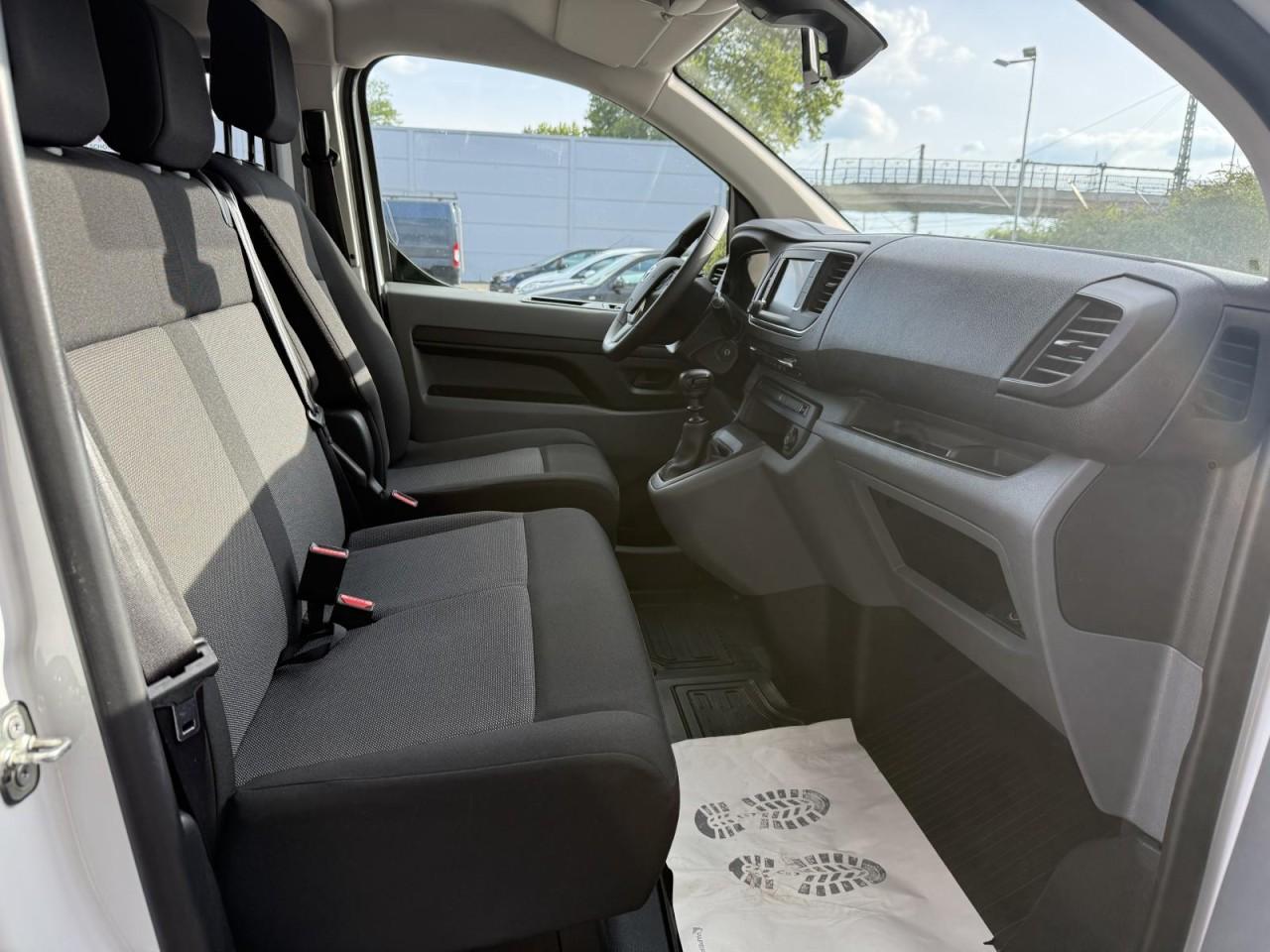 Toyota Proace 2.0 L2 Kombi Comfort NAVI PDC MFL 9SITZER