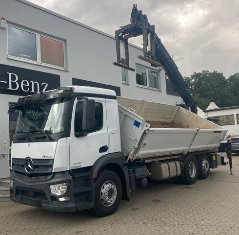 Mercedes-Benz Antos 2536 Kipper mit Baustoff -Kran