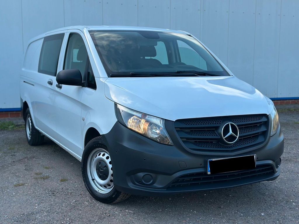 Image of Mercedes-Benz Vito