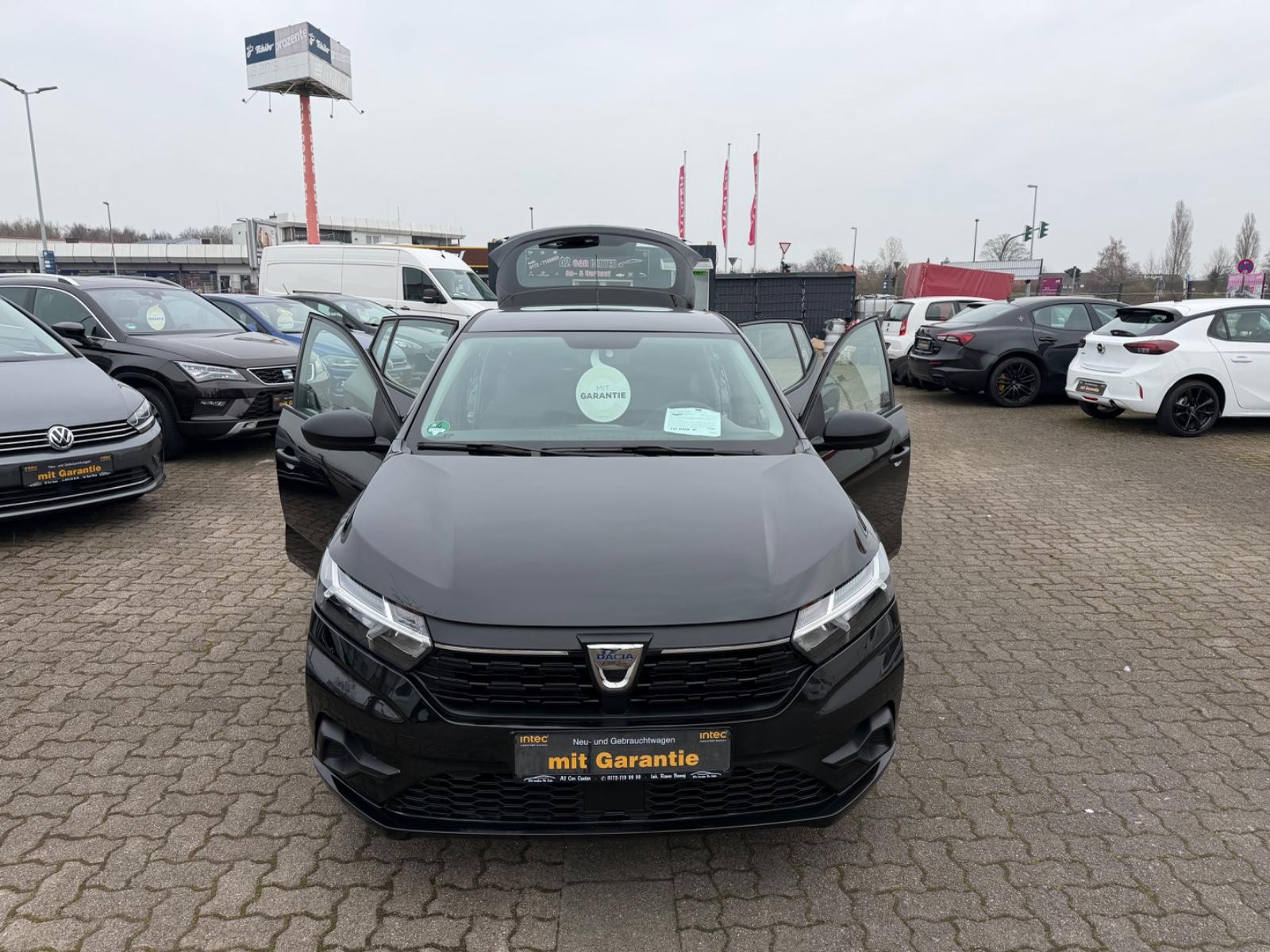 Dacia Sandero III Essential 1 Hand Tel:01727199990