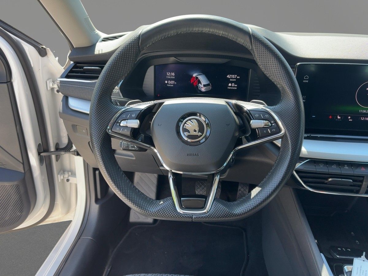 Skoda Octavia Combi 2.0 TDI Style DSG AHK Navi HeadUp foto 9