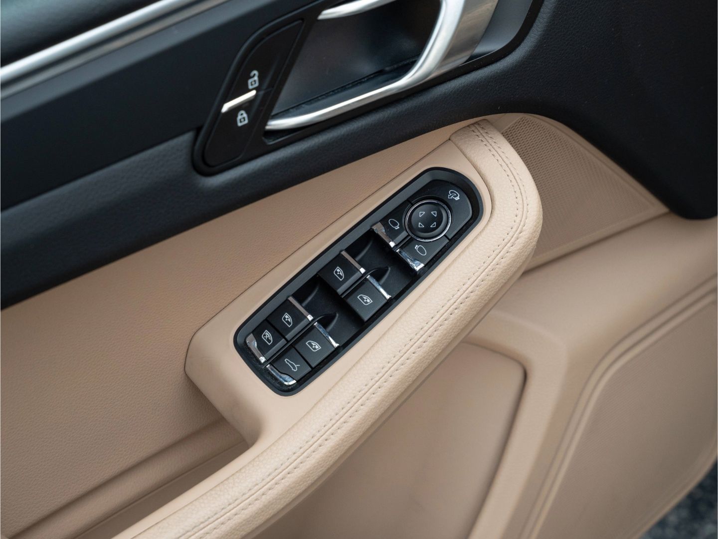 Porsche Macan Panorama Dachsystem Rückfahrkamera DAB foto 22