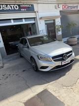 Mercedes-Benz Mercedes-benz A 200 CDI Premium - Mercedes-Benz A 200 aus 2013 mit Diesel-Antrieb: Limousine