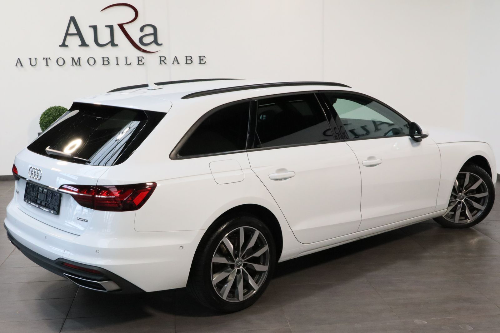 Fahrzeugabbildung Audi A4 Avant 40 TDI Quattro Aut. NAV+LED+KAMERA+18ZO