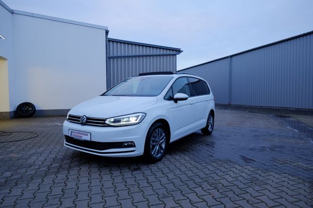 Volkswagen Touran 4ALL 1.5 TSI DSG Pano/Navi/Kame/7-S/17Z