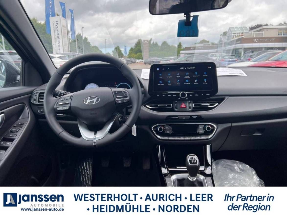 Fahrzeugabbildung Hyundai i30 Advantage,PDC, Navi,Rückfahrkamer,Sitzheizun
