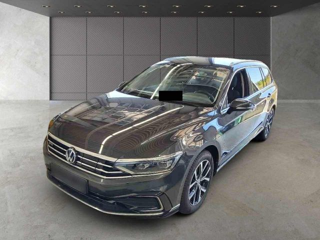 Volkswagen Passat 1,4 TSI GTE Var. DSG/Leder/MATRIX/HeadUp