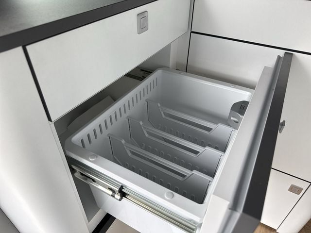 Fahrzeugabbildung Ford Tourneo Custom 2.0 Nugget Titanium 320 L1