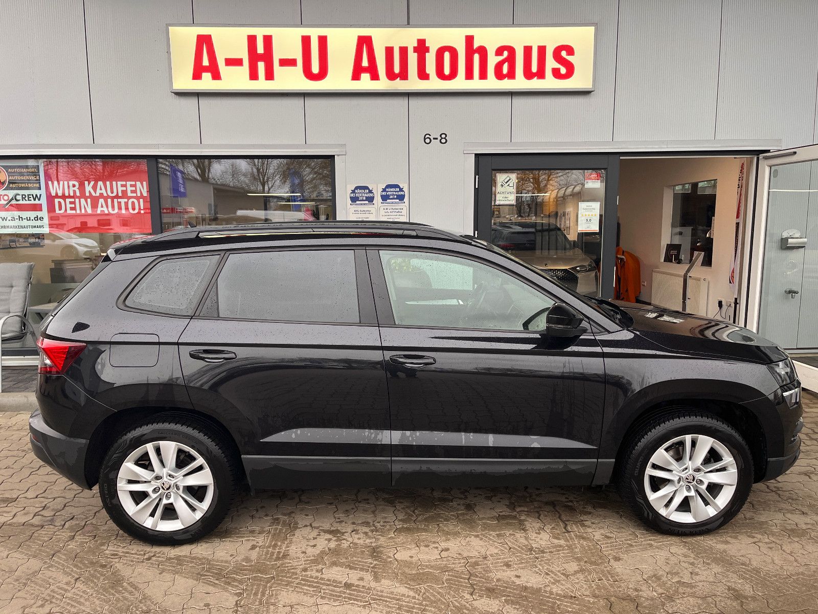 Fahrzeugabbildung SKODA Karoq Ambition 1.0 DSG
