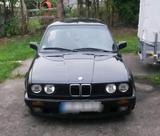 BMW e30 325i Touring mit eH Sportautomatik... - BMW 325 aus 1992: 325i