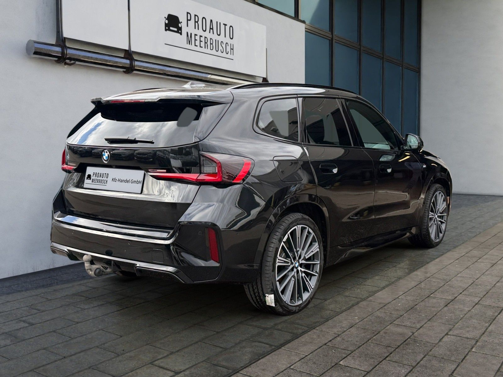 BMW X1 23d xDrive M Sport AHK/ADAPTLED/PANO/ACC/DAB foto 3
