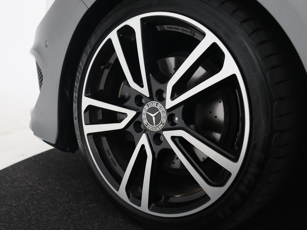 Mercedes-Benz CLA 200 Ambition Motorproblem AMG Styling panora