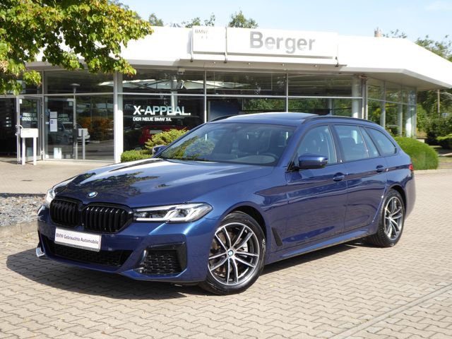 BMW 520d xDrive M Sport AHK / Panoramad. / Adapt. LE