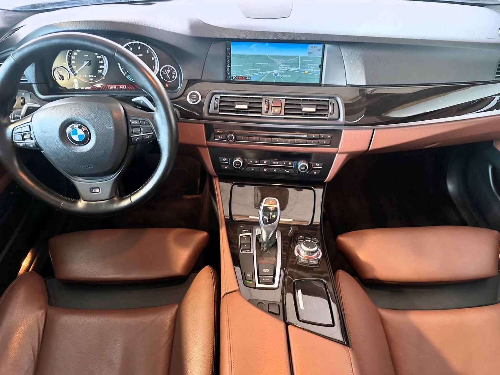 BMW 530i 3.0 272ch PACK M INDIVIDUAL - TOIT PANORAMIQUE - CUIR - HUD - ACC - VISION NOCTURNE