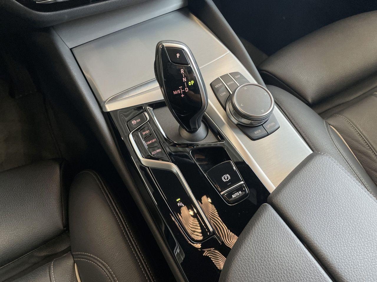 BMW 530d xDr Touring Pano AHK Laser StdHz St&Go HUD