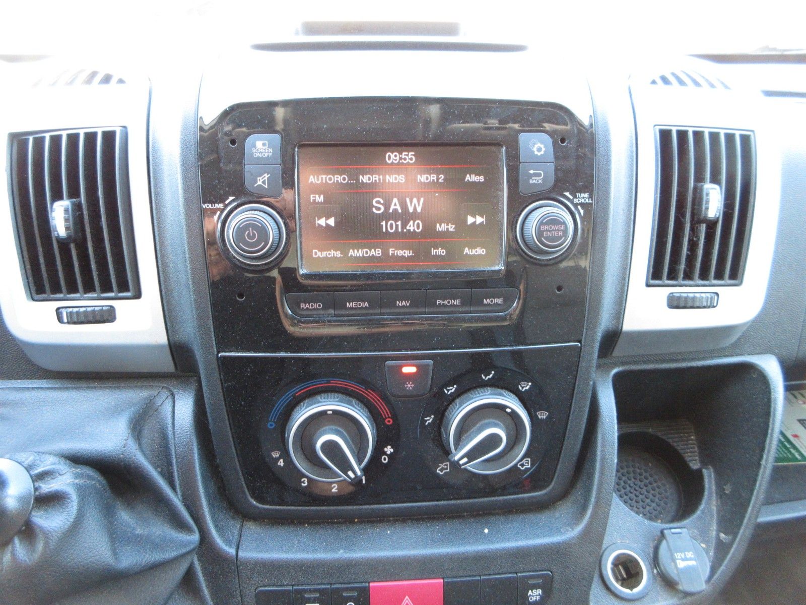 Fahrzeugabbildung Fiat Ducato Kasten 120MJT  L2H2  NAVI/AC/KAMERA/PDC