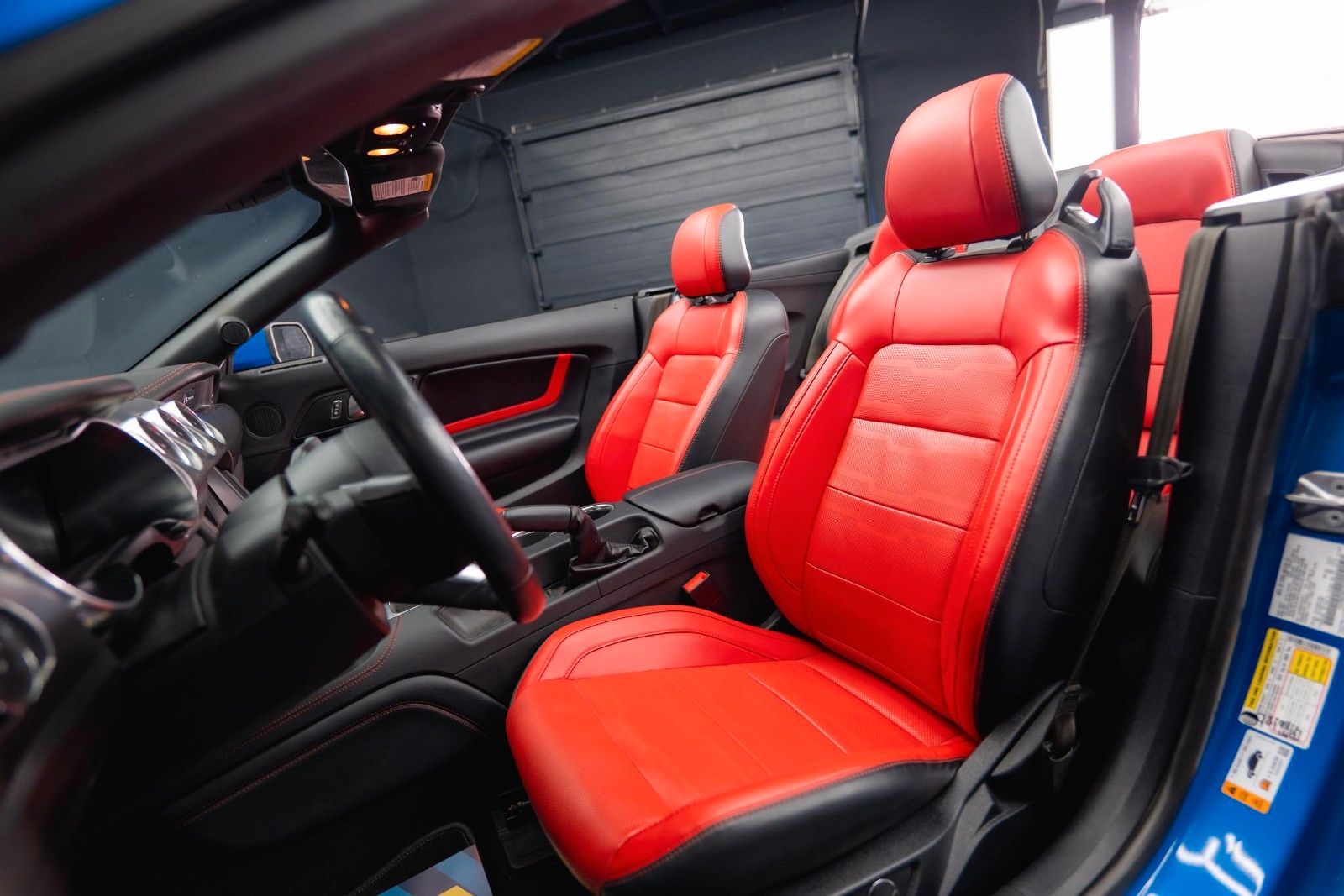 Fahrzeugabbildung Ford Mustang Shelby GT 500 5.0 V8 PREMIUM Performance