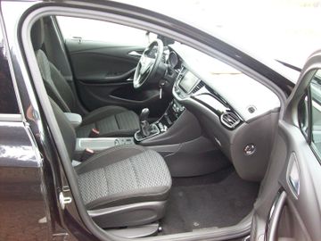 Bild 5 Opel Astra K Lim. 1.4T Dynamic PDC+Kam SHZ LHZ Navi