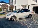 BMW 2er F45 Familienauto 218 Active Tourer - : Van, Familien