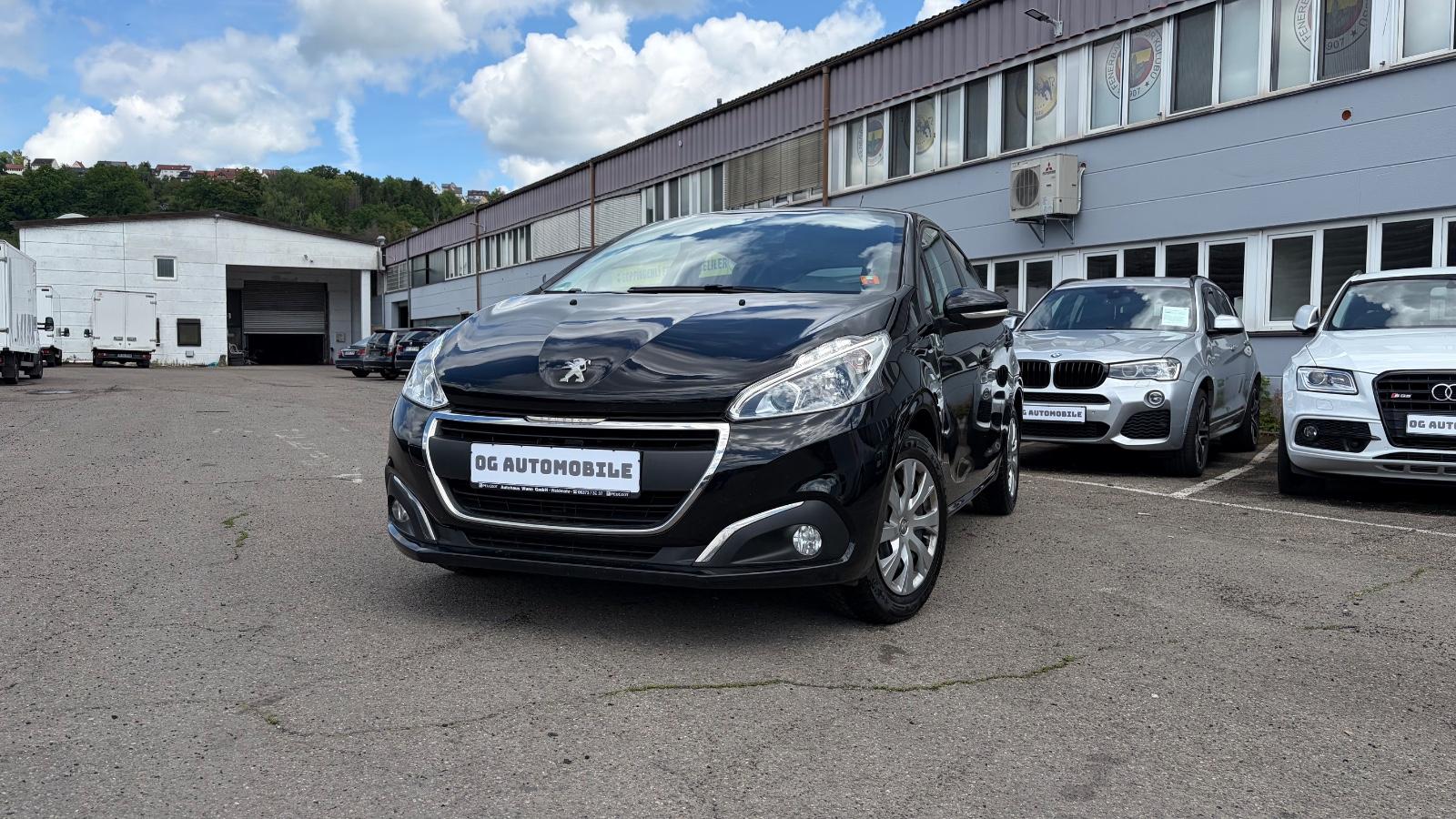 Peugeot 208 Active/PDC/STHZ