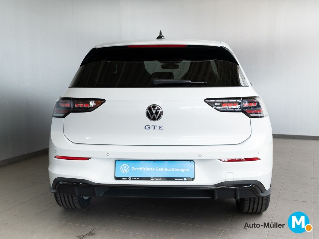 Volkswagen Golf VIII eTSI Hybrid DSG GTE Pano Leder Matrix foto 4