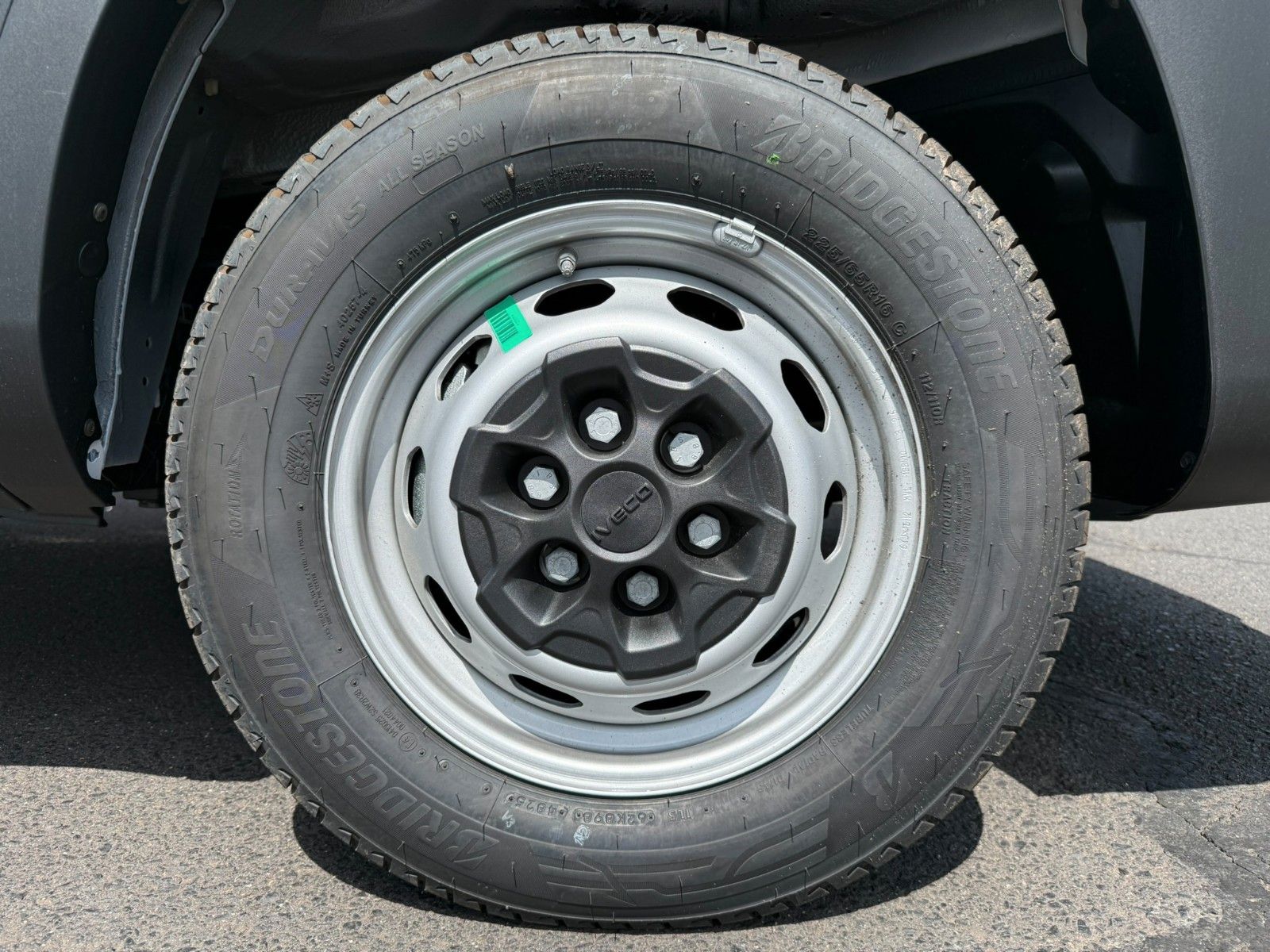 Fahrzeugabbildung Iveco Daily 35S14B Pritsche *R 3450 mm*AHK*Kamera
