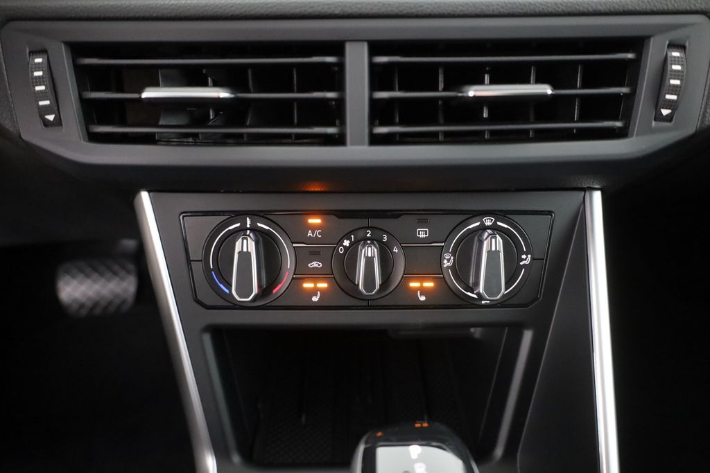 VOLKSWAGEN Polo 2026