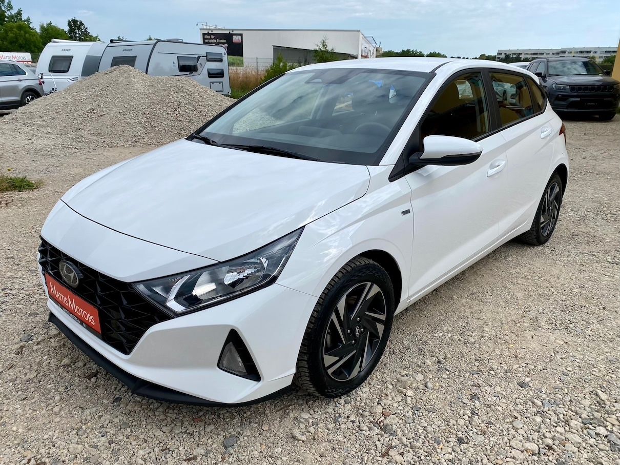 Fahrzeugabbildung Hyundai i20 1.0 KLIMA ALLWETTER ALU SHZ CARPLAY GRA