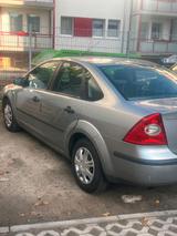 Ford ford focus limousine - Ford Focus aus 2006 mit Diesel-Antrieb