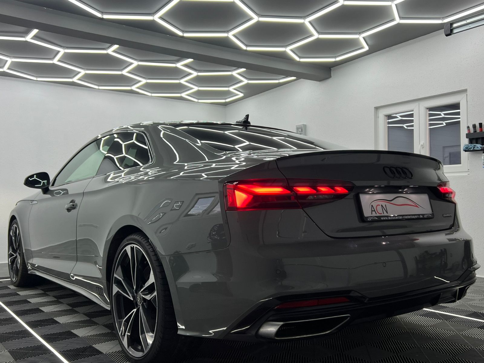 Fahrzeugabbildung Audi A5 Coupe 50 TDI Quattro Edition One S-LINE PLUS