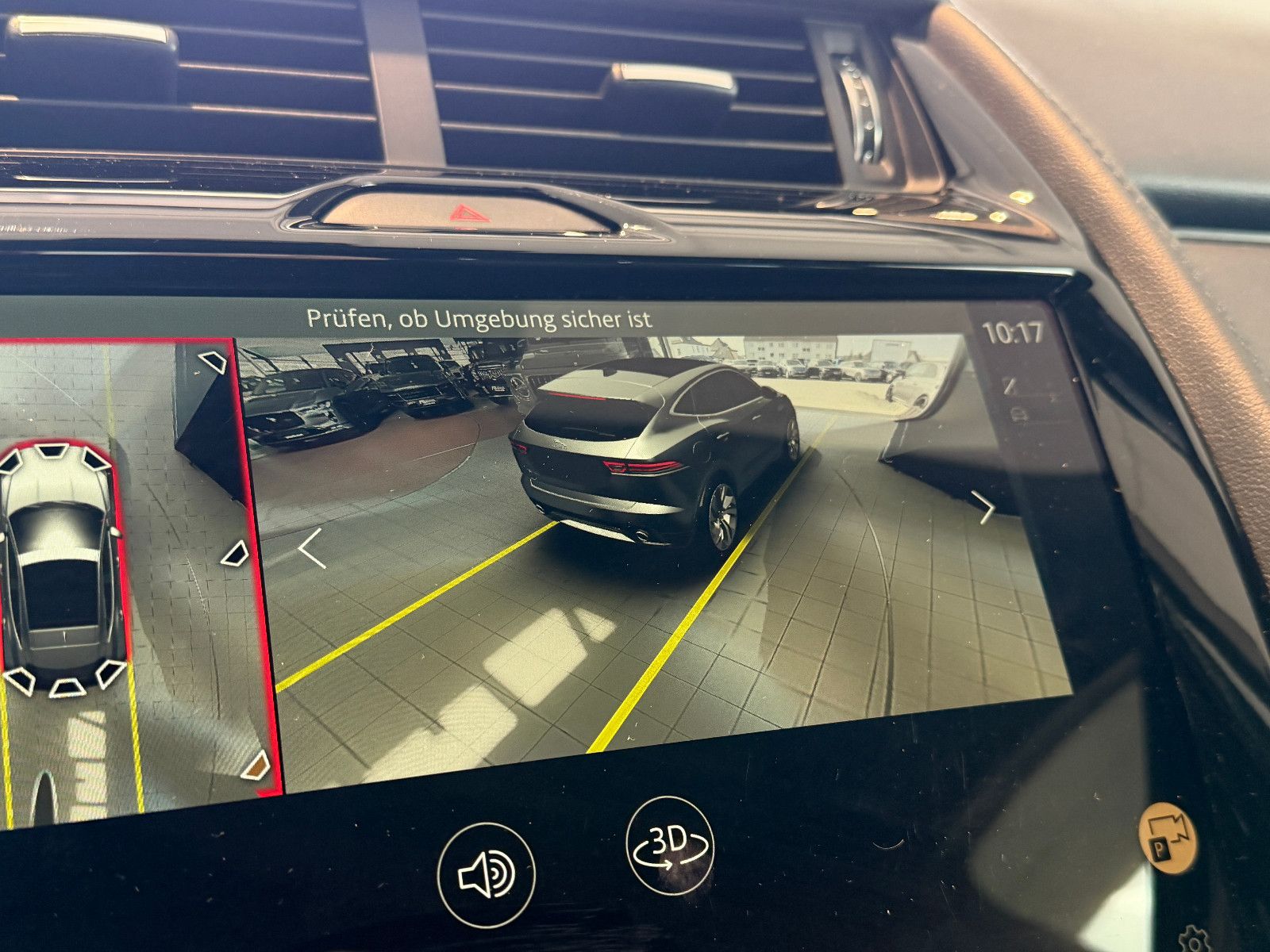 Fahrzeugabbildung Jaguar E-PACE S AWD/BLACK-PACK/360°KAM/LED/3D-KAMERA/