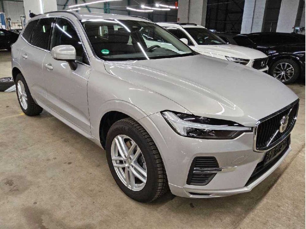Fahrzeugabbildung Volvo XC60 B4 Core Aut. ACC/LED/NAVI/HIFI/SHZ/RFK/AHK