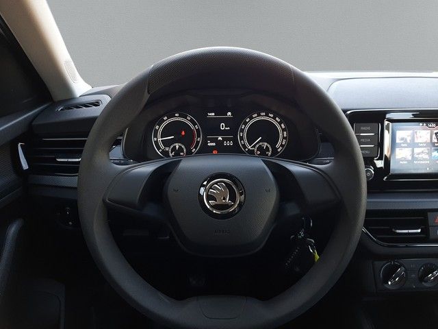 Fahrzeugabbildung Skoda Kamiq Active 1.0 TSI LED 16"Alu SitzHz Klima DAB