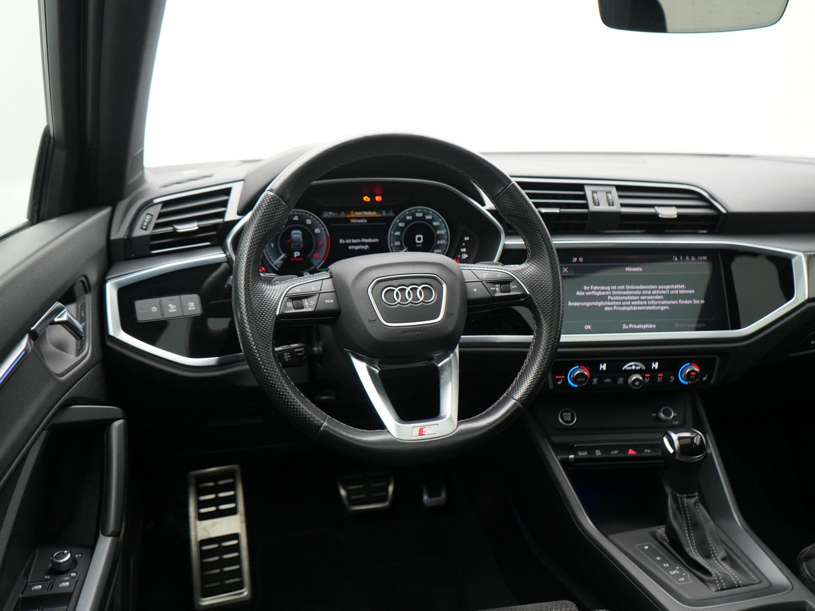 Audi Q3 Sportback 45 e S line S-TRON PANO SONOS AHK foto 5