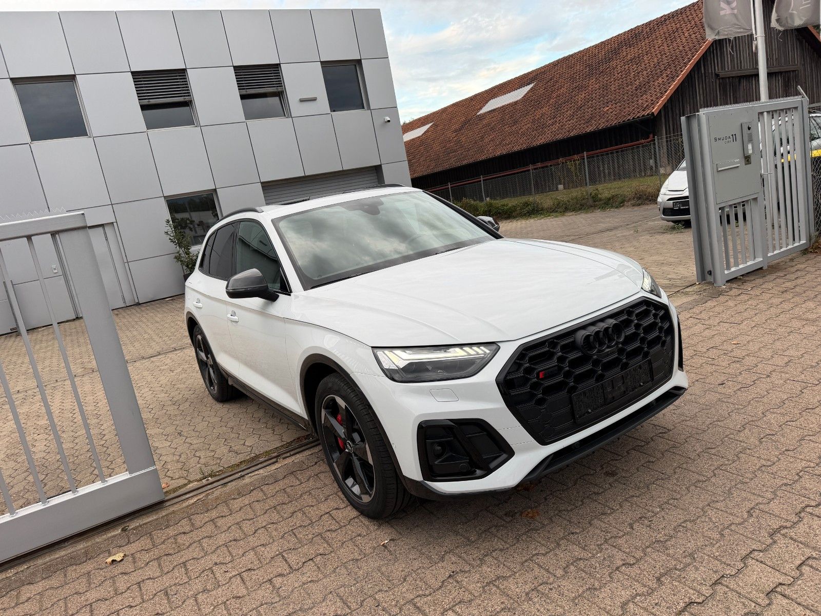 Audi SQ5 PANO AHK 360° NAVI ACC LANE SIDE LEDER SOUND foto 4