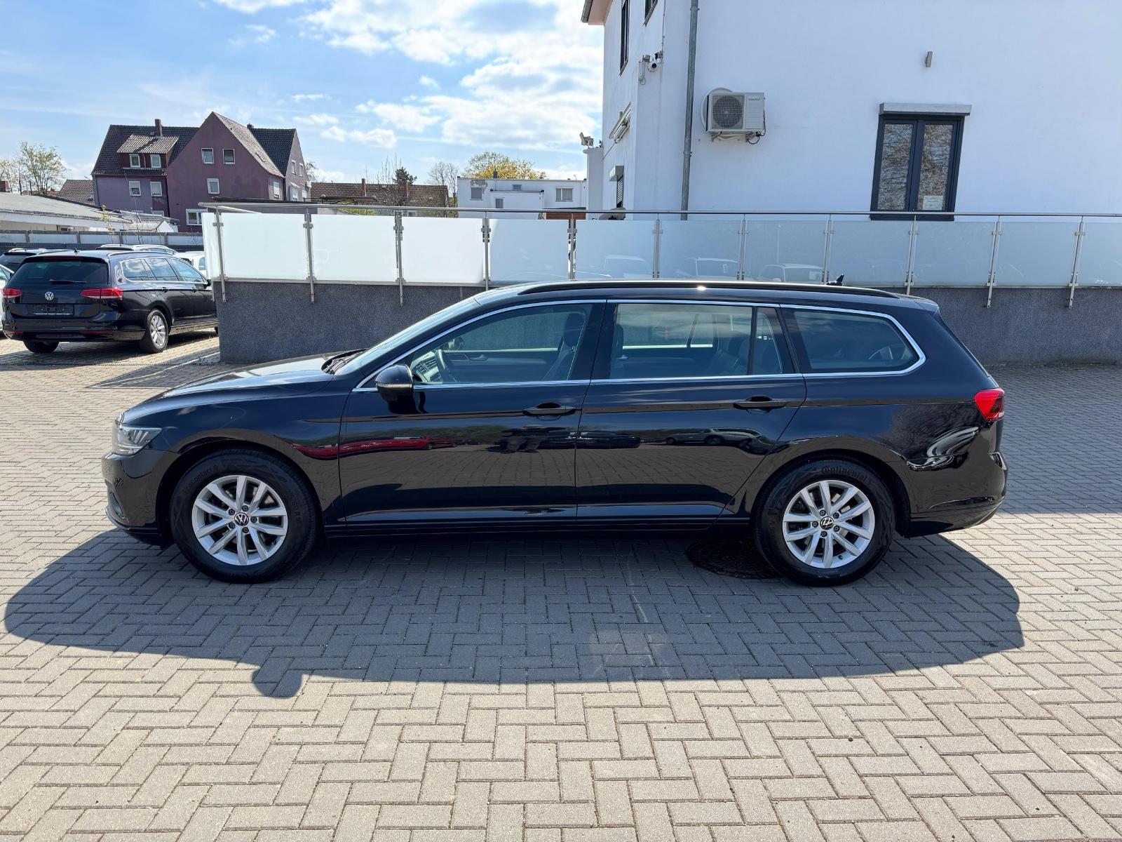 Volkswagen Passat Variant Business*DSG*NAV/CAM/SHZ/TEMP/PDC