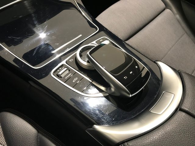 Mercedes-Benz C 350e T Avantgarde PANO 18" eHECK LED NAV DIS+